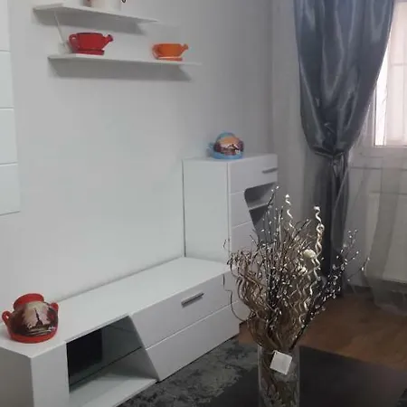 Apartament Grivitei * Брашов