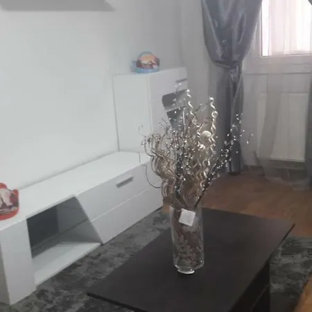 Апартаменти Apartament Grivitei *